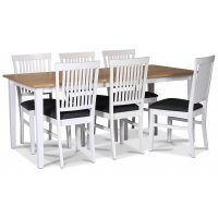 Fårö spisegruppe; spisebord 180x90 cm - Hvit / oljet eik med 6 Fårö spisestoler med ribber i ryggen, sete i grått stoff Fårö spisegruppe; spisebord 180x90 cm - Hvit / oljet eik med 6 Fårö spisestoler med ribber i ryggen, sete i grått stoff