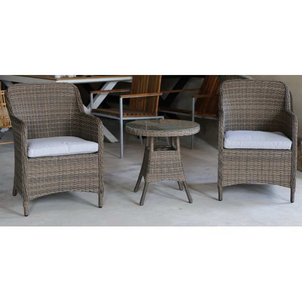 Mercury salonggruppe lenestoler med runde sidebord - Kunstrotting + Flekkfjerner for møbler Mercury salonggruppe lenestoler med runde sidebord - Kunstrotting + Flekkfjerner for møbler