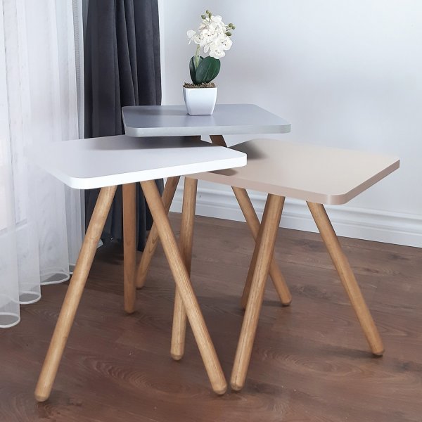 Trippelsett bord 34 x 34 cm - Hvit/cappuccino/grå Trippelsett bord 34 x 34 cm - Hvit/cappuccino/grå