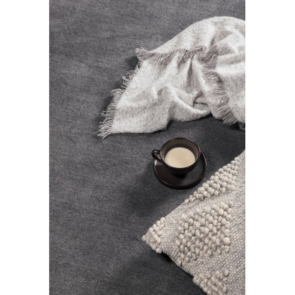 Bella ullteppe - Mørkegrå Bella ullteppe - Mørkegrå