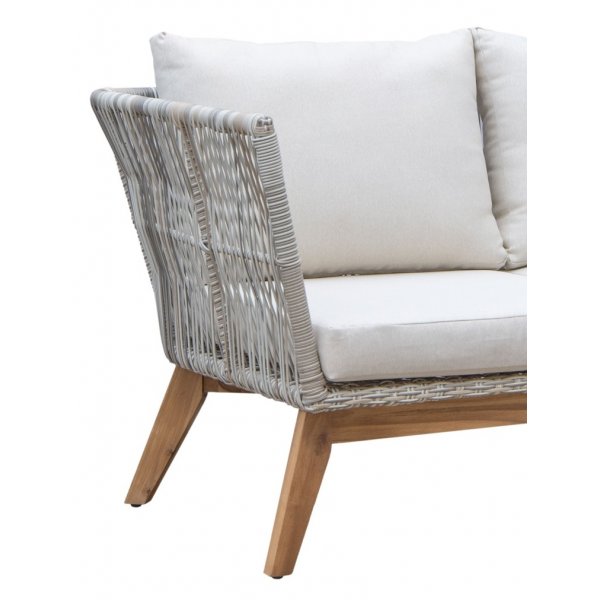 Inez loungegruppe; sofa, 2 lenestoler og salongbord - gr� syntetisk rotting og akasietre