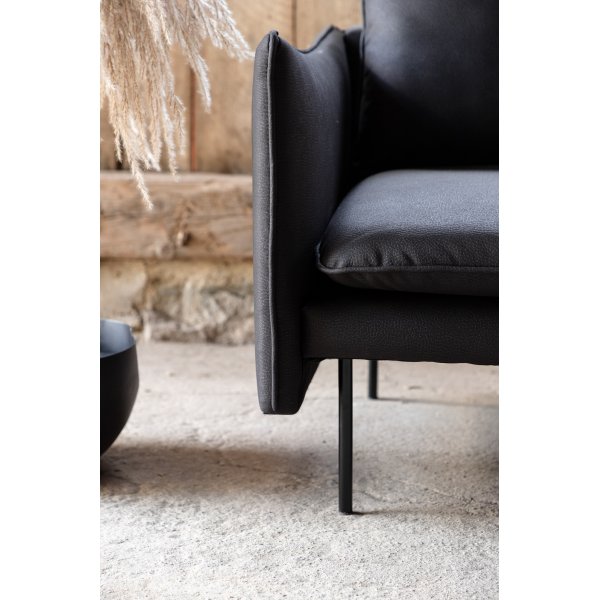 Sofa i svart stoff Sofa i svart stoff
